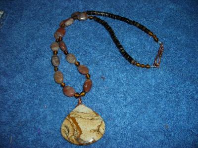 Brown agate and copper